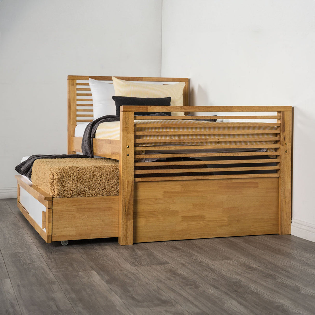 Dayville Light Oak Full Bed by Furniture of America at Eve Furniture