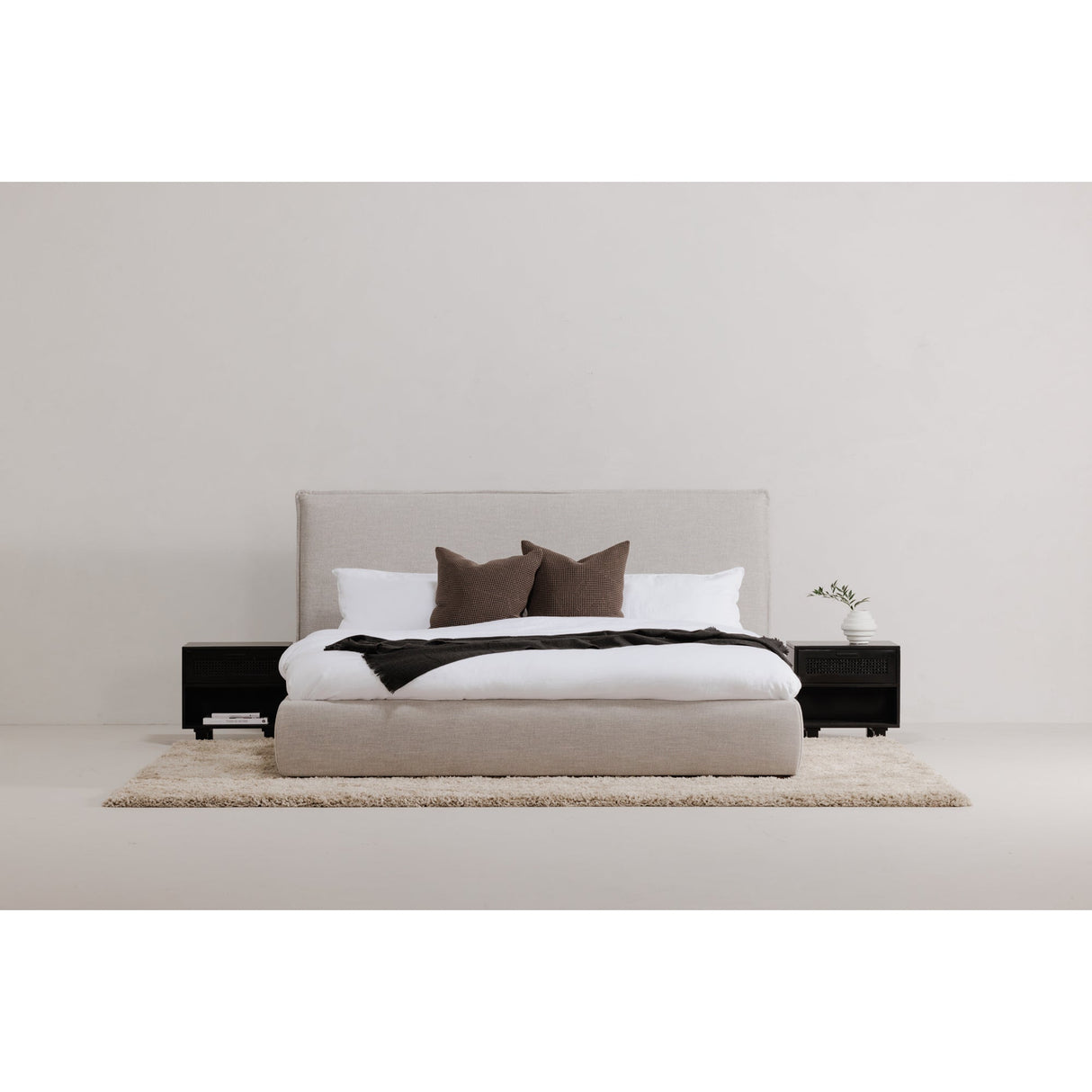 Luzon Grey Queen Bed by Moe's Home at Eve Furniture