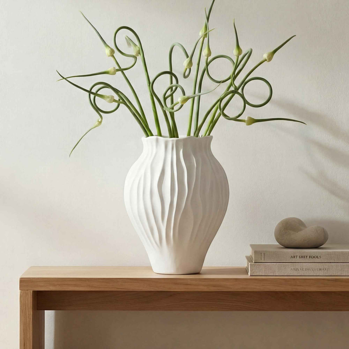Adria White 14-in Vessel