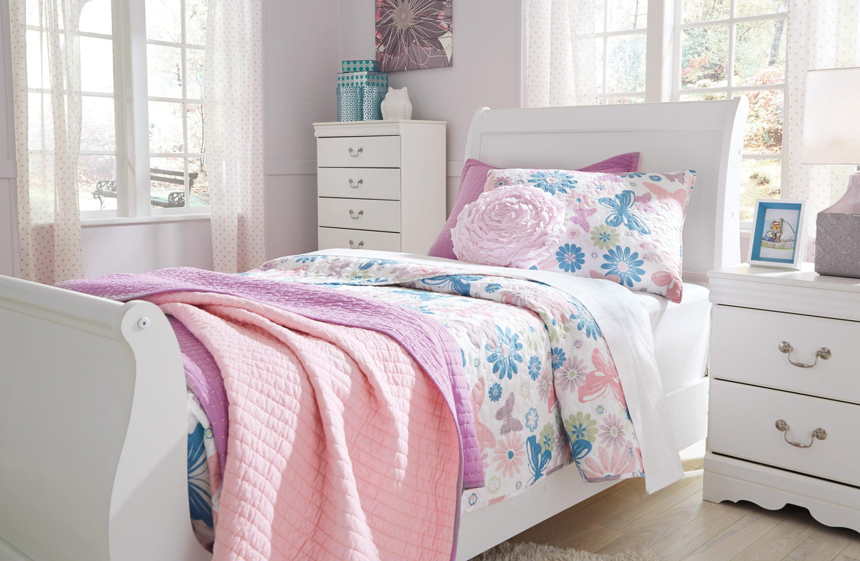 Anarasia White Sleigh Youth Bedroom Set by Ashley at Eve Furniture