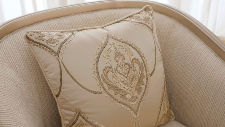 Anousheh Beige/Gold Chair by Homey Design at Eve Furniture