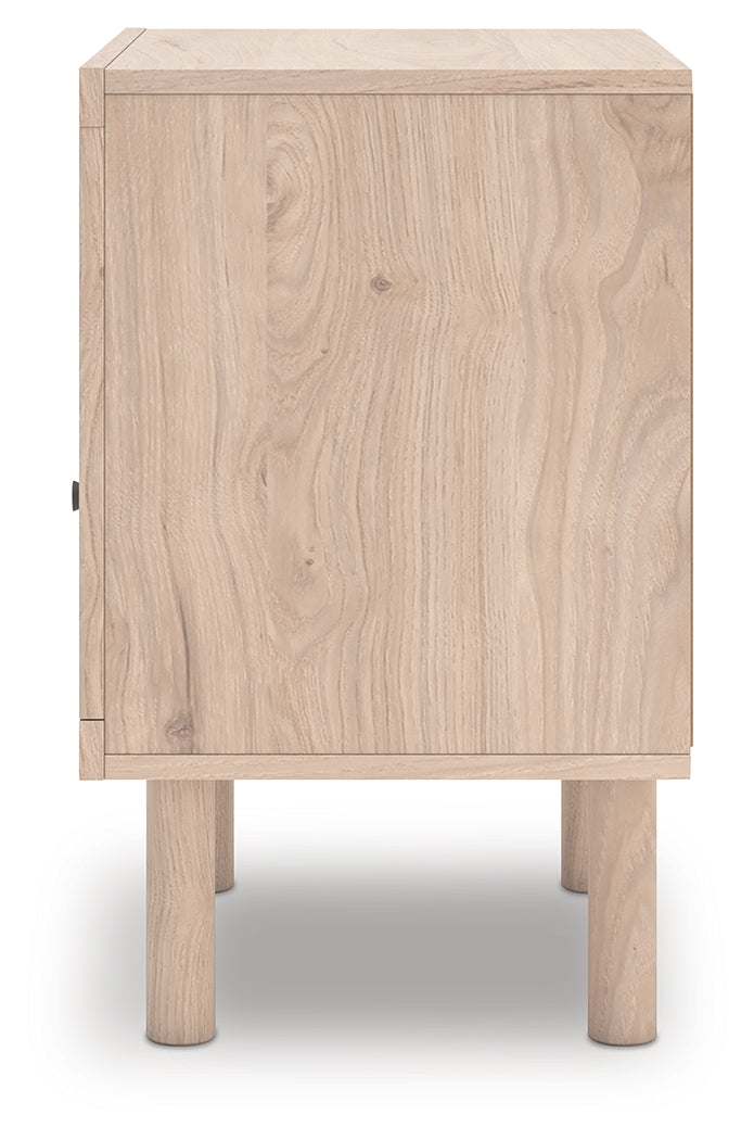 Arloster Tan Nightstand by Ashley at Eve Furniture