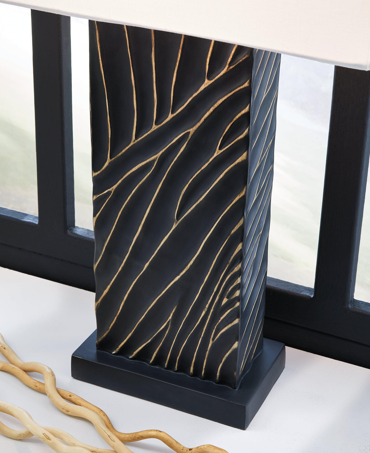 Bartlen Black/Gold Finish Table Lamp by Ashley at Eve Furniture