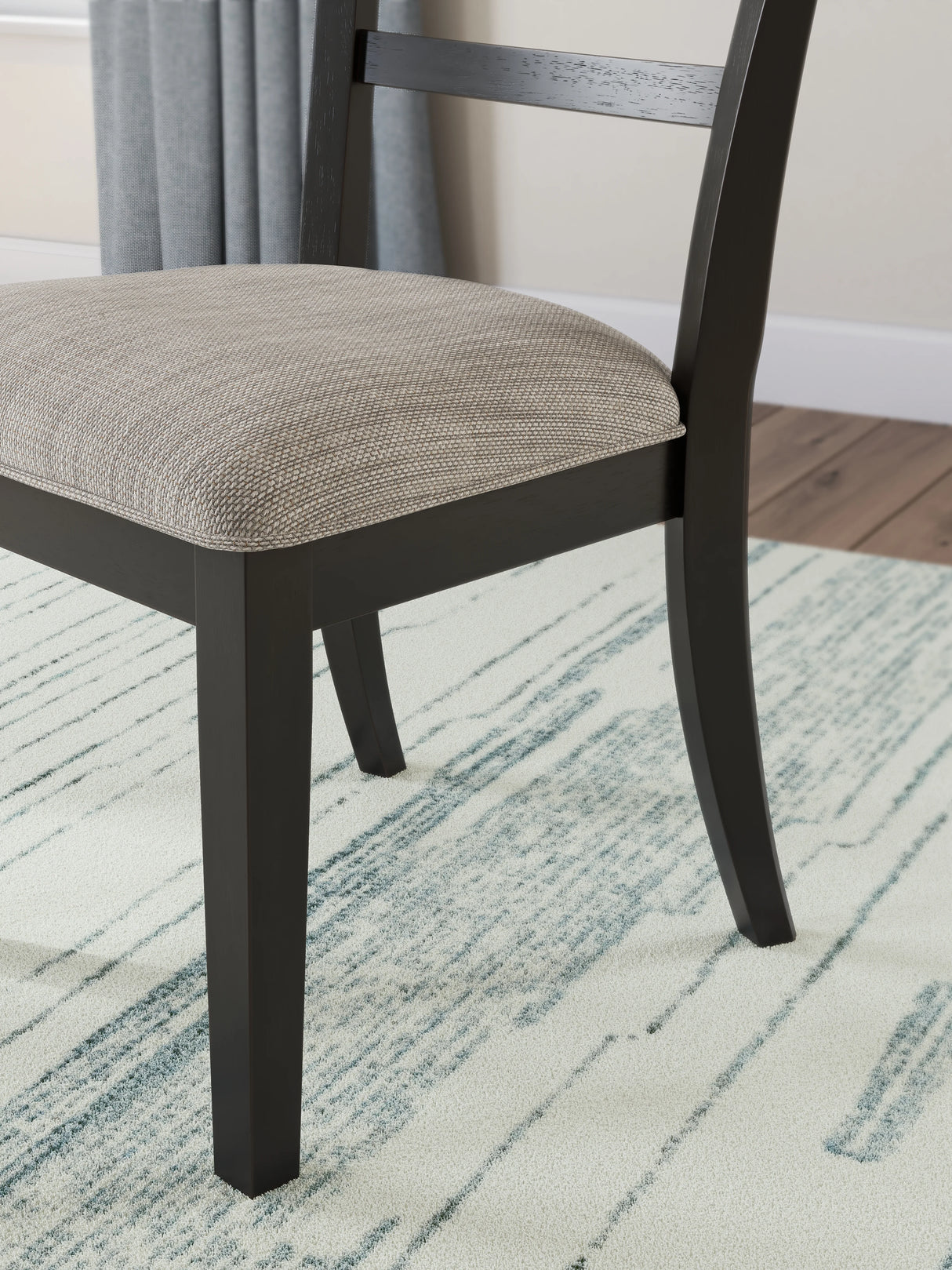 Greddinton White Dining Table with 6 Black Chairs