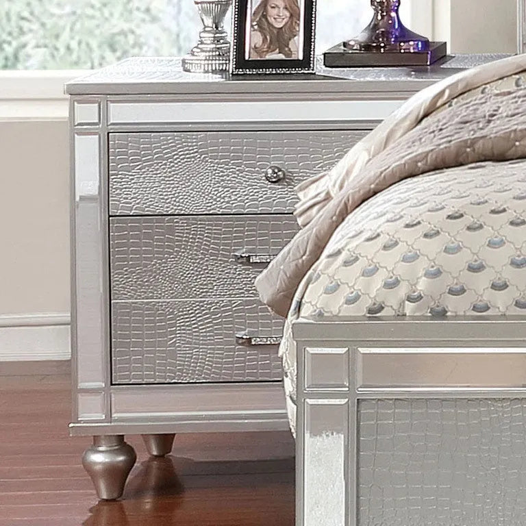 Brachium Silver 5-Piece Queen Bedroom Set by Furniture of America at Eve Furniture