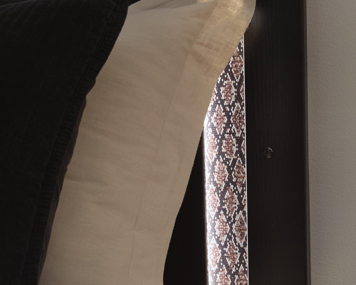 Brizmore Black Queen Panel Bed