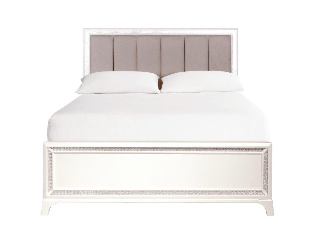 Cassie Queen Illuminating 4-Piece Glam Queen Bedroom Set by Steve Silver at Eve Furniture