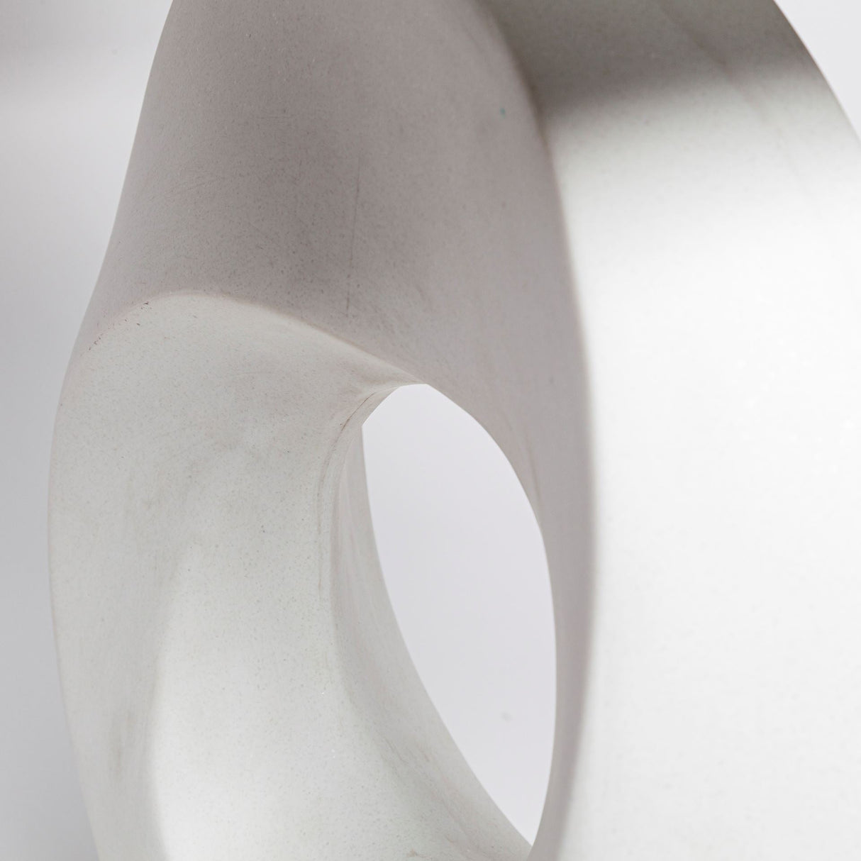 Celtica (26.8"H) White Resin Ring-Shaped Base Table Lamp by Mercana at Eve Furniture