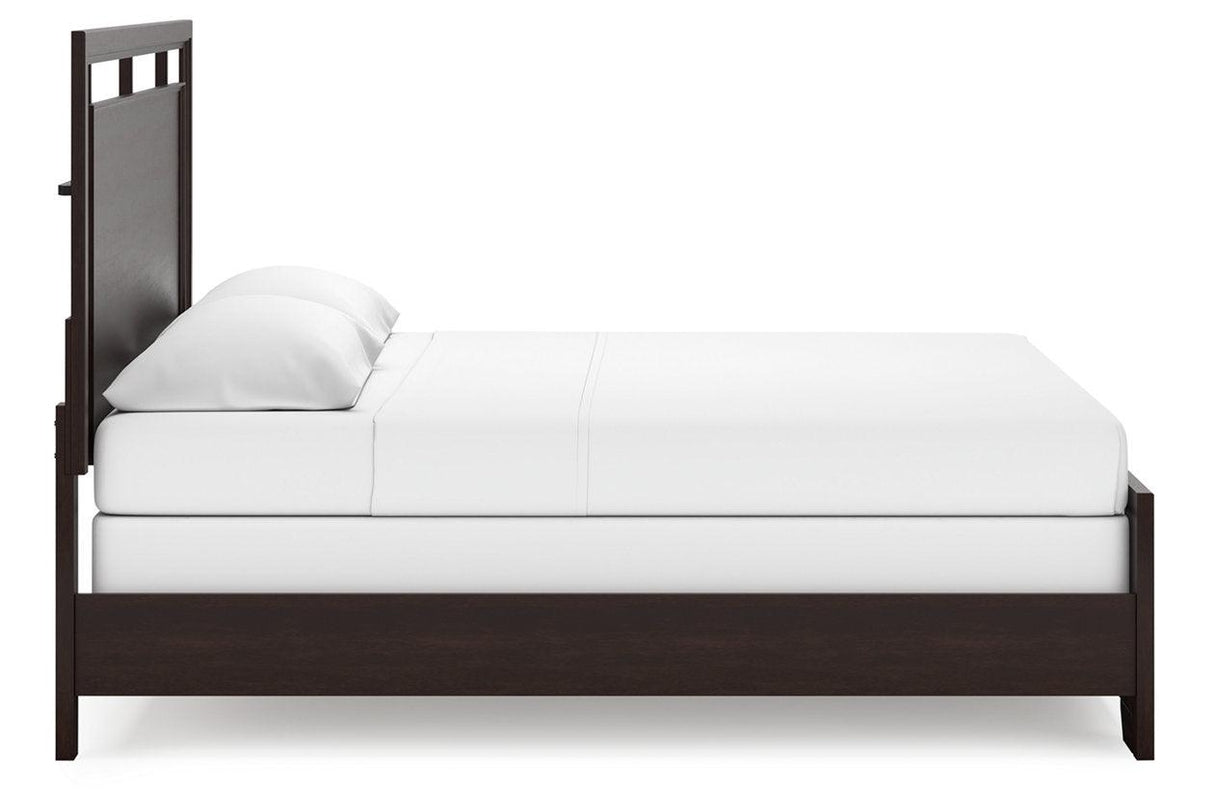 Covetown Dark Brown King Panel Bed by Ashley at Eve Furniture