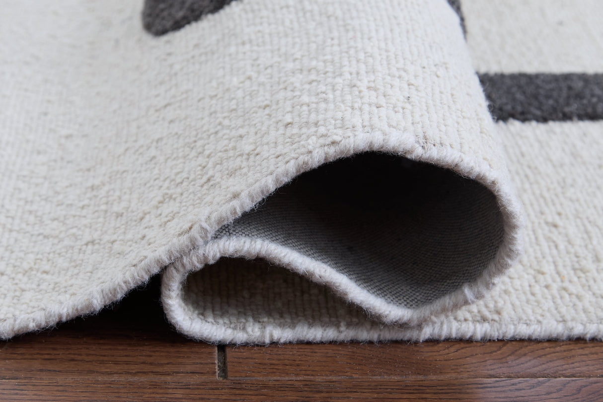 Davismour Ivory/Taupe/Charcoal Large Rug by Ashley at Eve Furniture