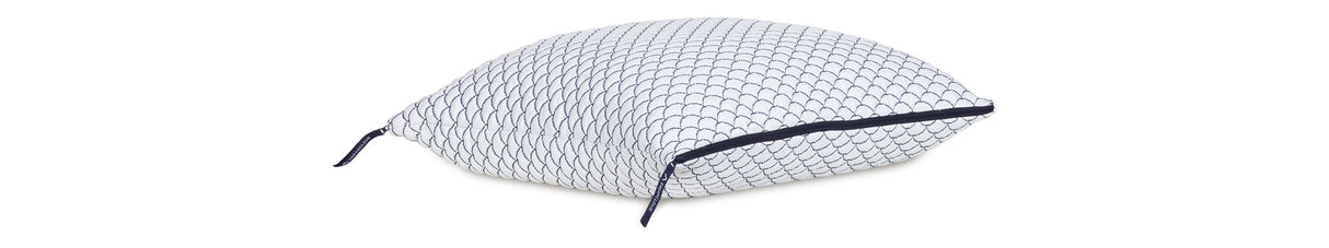 DreamCloudTM Classic White Queen/King Pillow (Set of 4) by Ashley at Eve Furniture