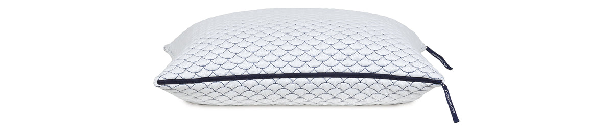 DreamCloudTM Classic White Queen/King Pillow (Set of 4) by Ashley at Eve Furniture