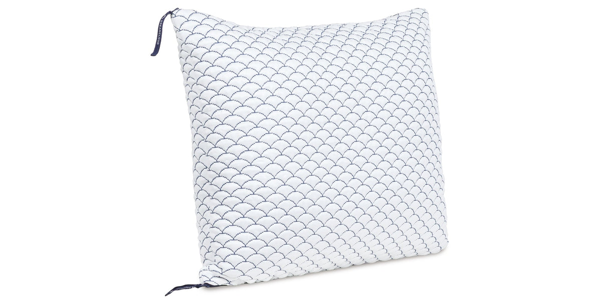 DreamCloudTM Classic White Queen/King Pillow (Set of 4) by Ashley at Eve Furniture