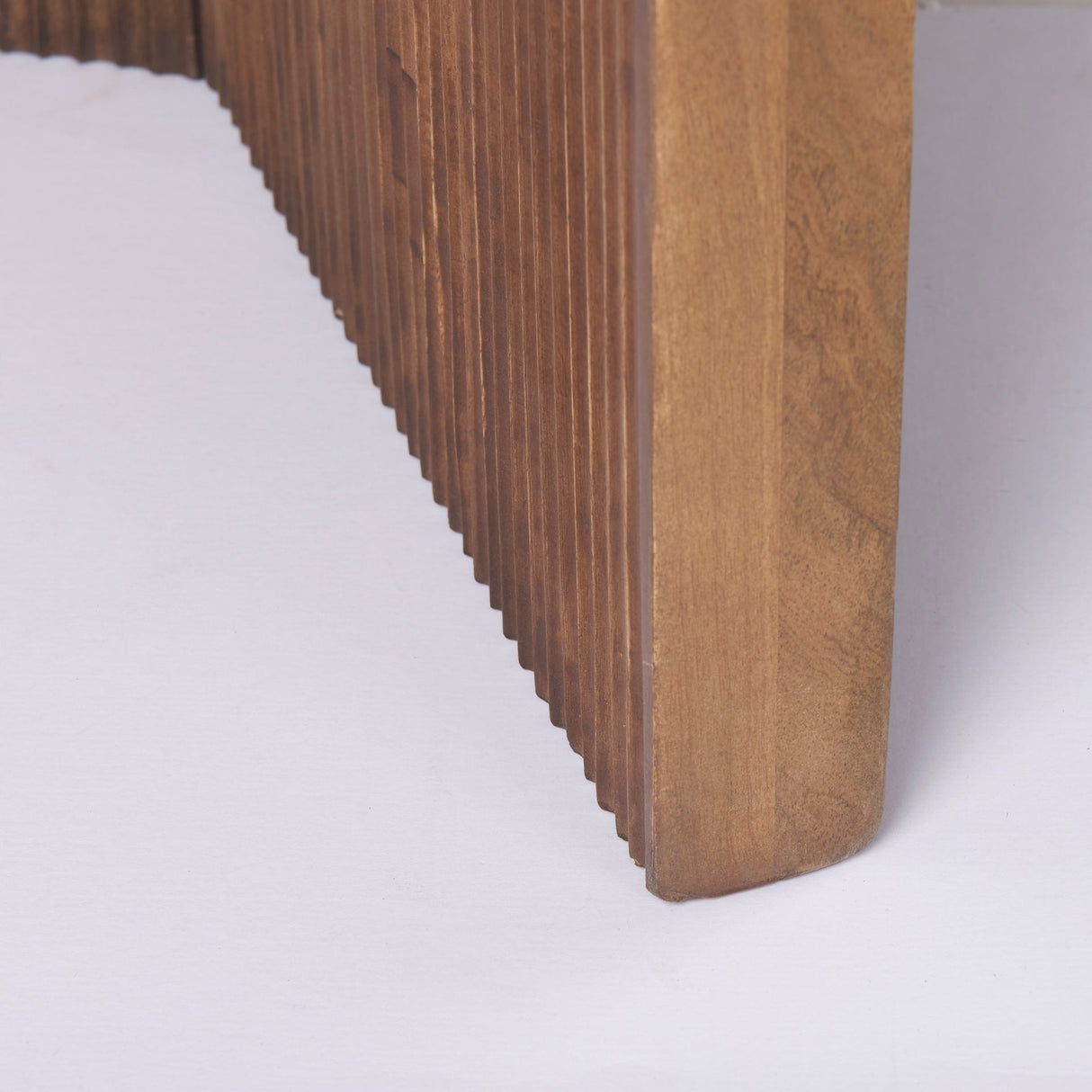 Enzo 32" Round Tabletop w/ Fluted Wood Base Foyer Accent Table by Mercana at Eve Furniture