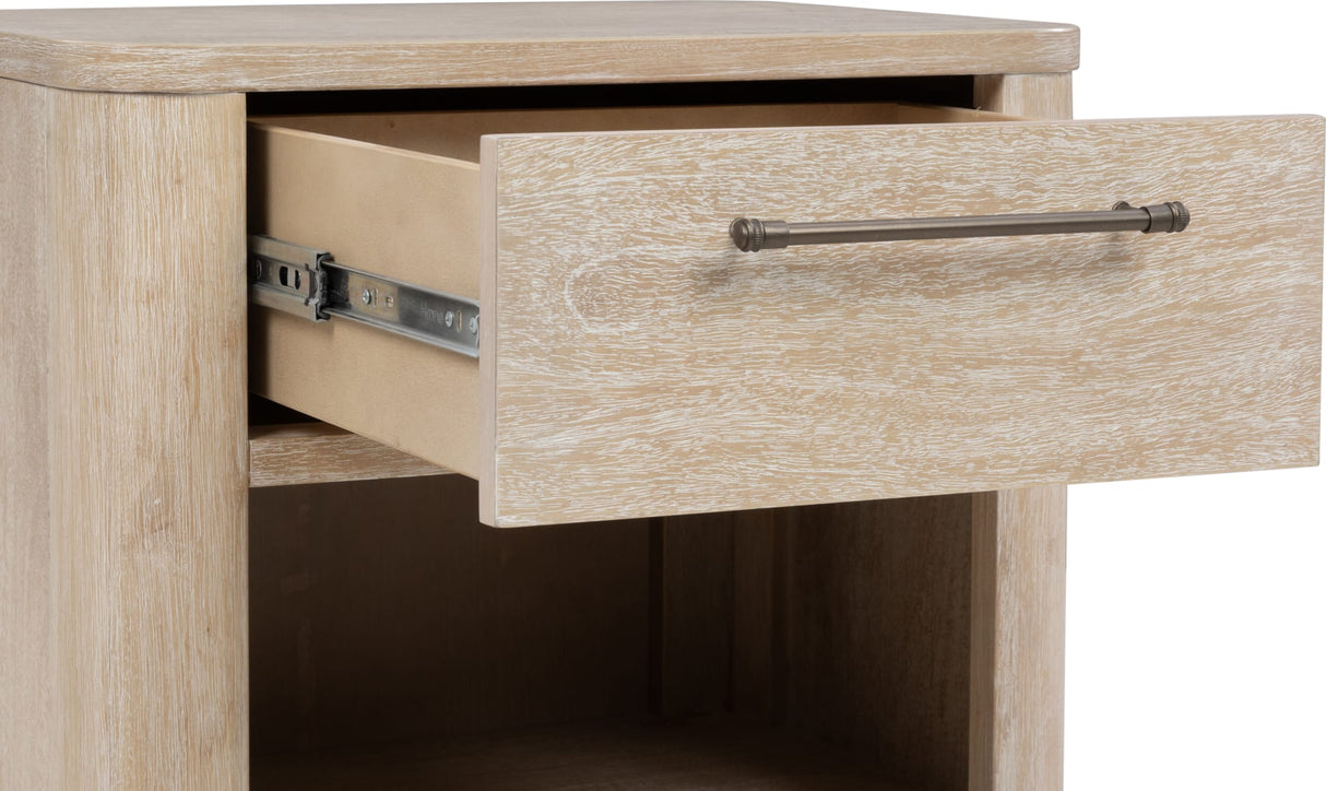 Evelyn Saltwood 1-Drawer Nightstand