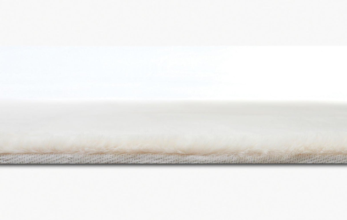 Famalica Off-White Area Rug by Furniture of America at Eve Furniture