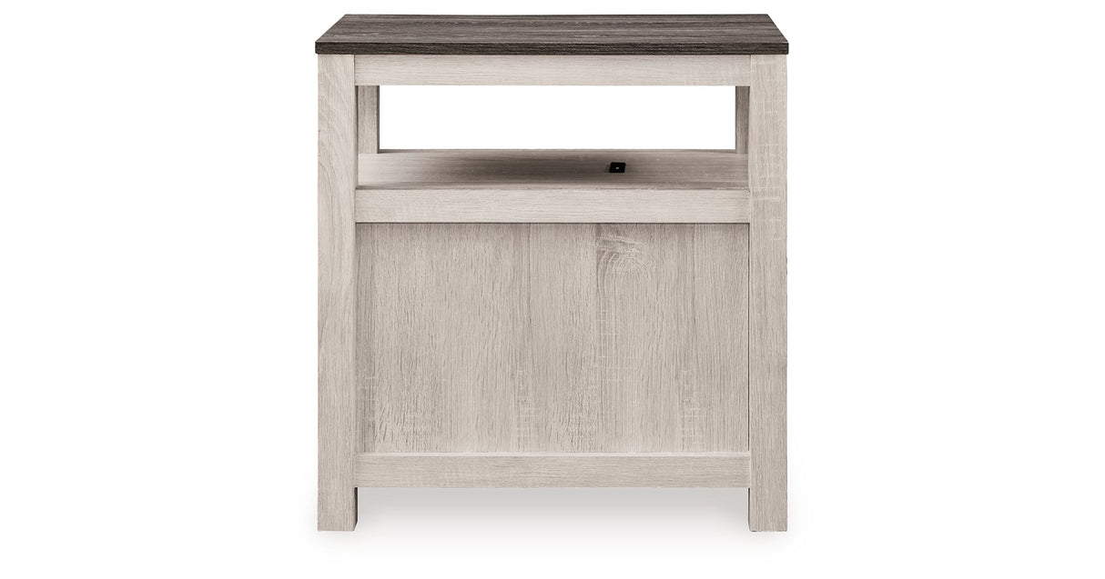 Fendenmore Two-tone Chairside End Table by Ashley at Eve Furniture