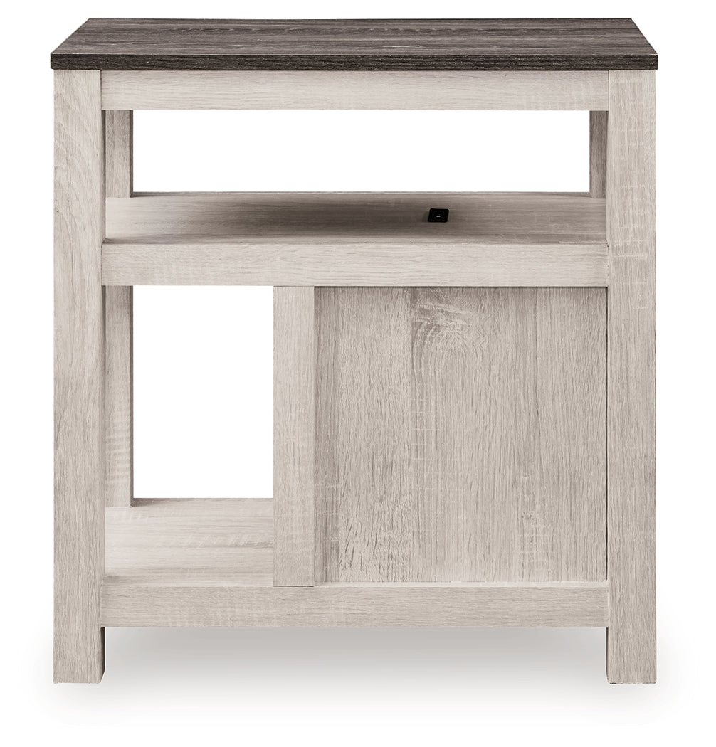 Fendenmore Two-tone Chairside End Table by Ashley at Eve Furniture