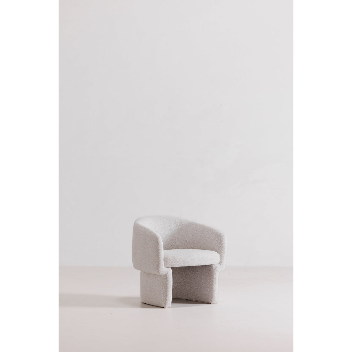 Franco Oyster Chair by Moe's Home at Eve Furniture