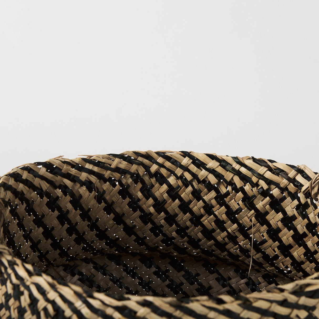 Gaia (Set of 3) Light and Dark Brown Cross Patterend Belly Seagrass Basket by Mercana at Eve Furniture
