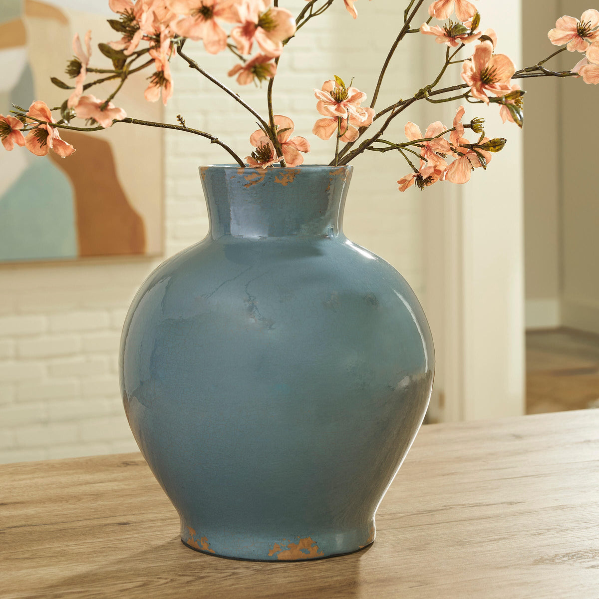 Giliburgh Antique Blue Vase by Ashley at Eve Furniture