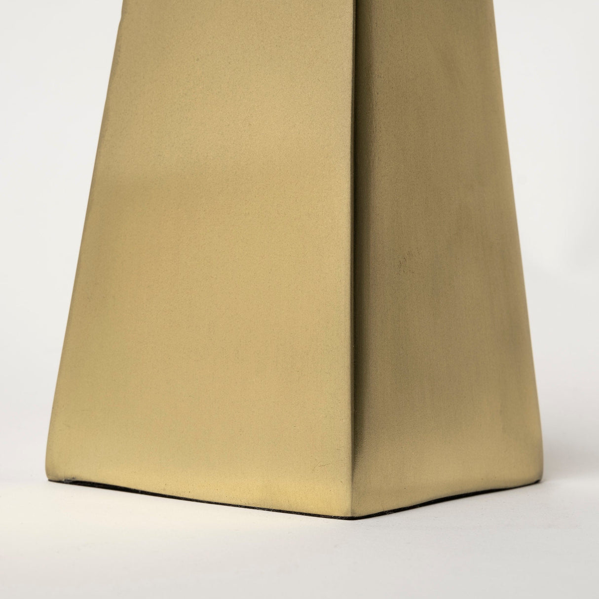 Giza (Set of 2) Gold Elongated Pyramids by Mercana at Eve Furniture