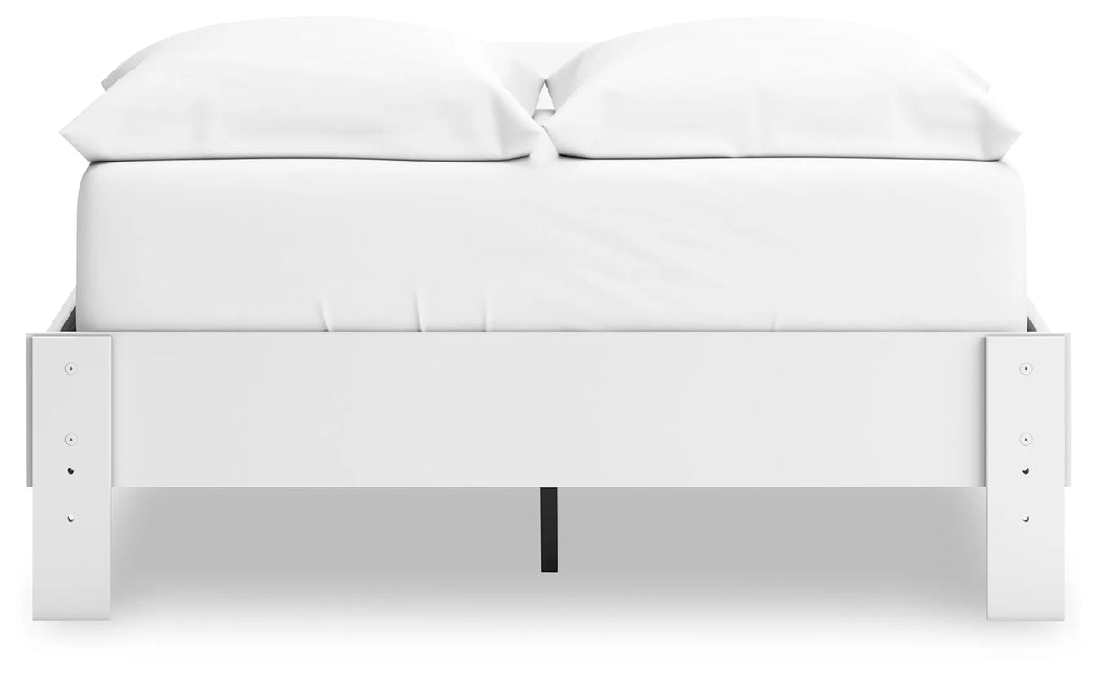 Hallityn White Full Platform Base Bed by Ashley at Eve Furniture