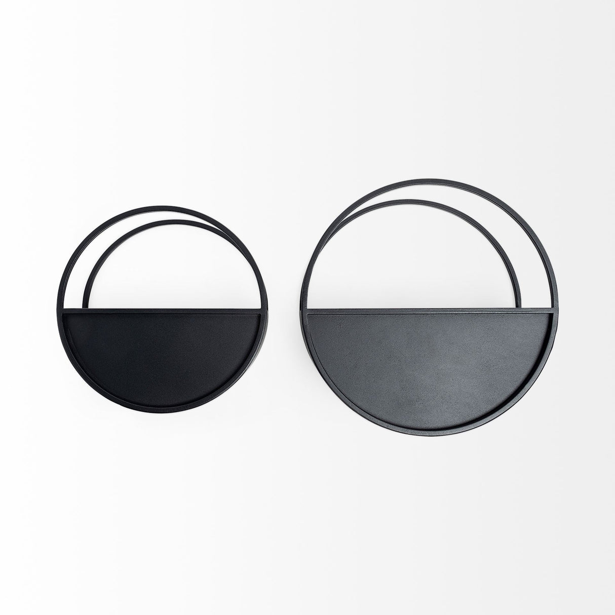 Hank Set of 2 Black Metal Hanging Wall Planters by Mercana at Eve Furniture