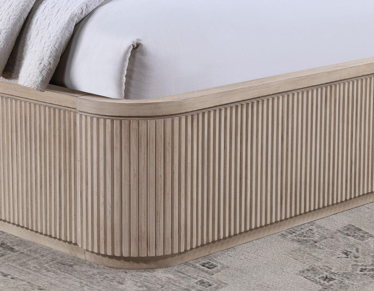 Henry Reeded Queen Bed, Tan Finish by Steve Silver at Eve Furniture