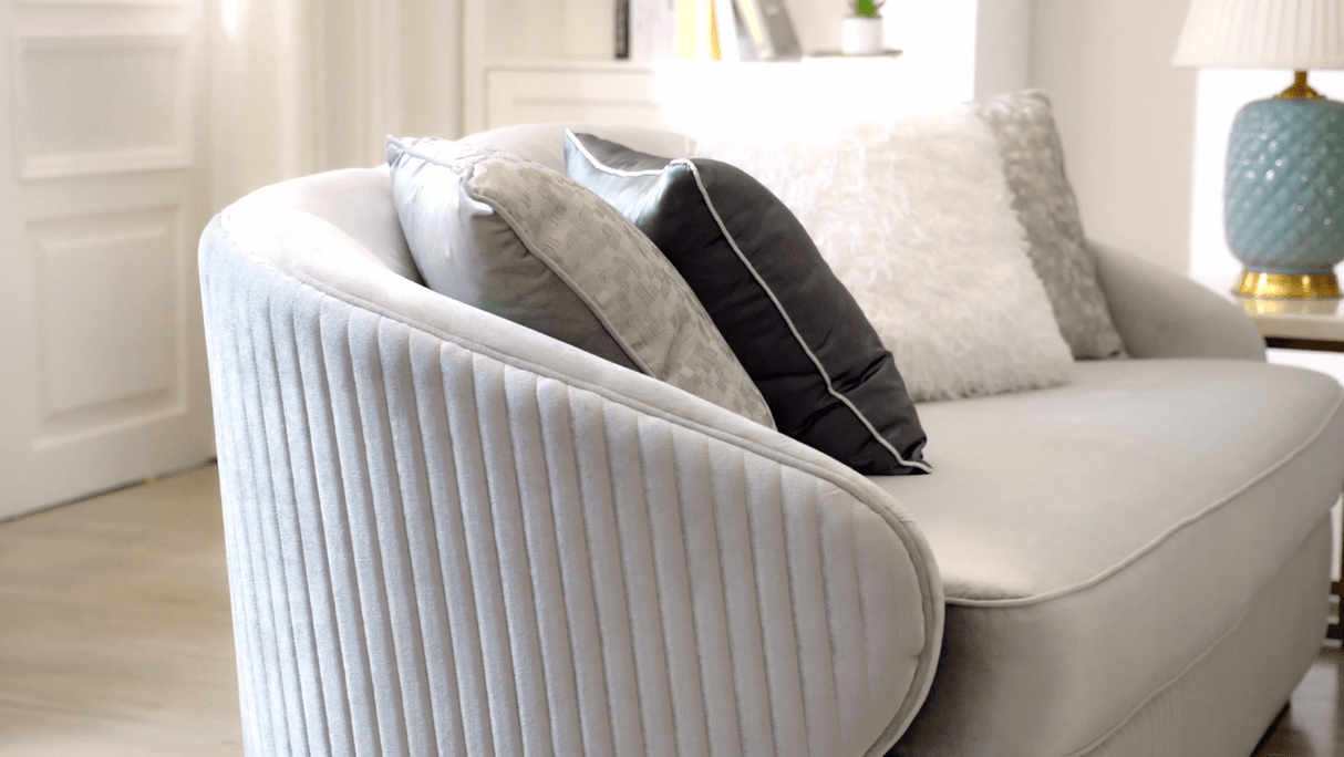 Homey Design HD-7008 Loveseat by Homey Design at Eve Furniture