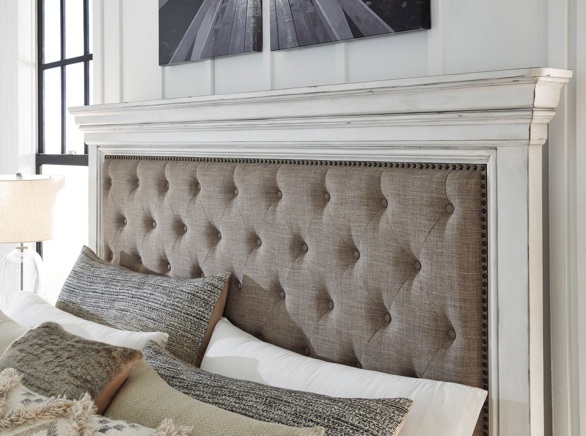 Kanwyn Whitewash Queen Upholstered Panel Bed with Storage Bench by Ashley at Eve Furniture