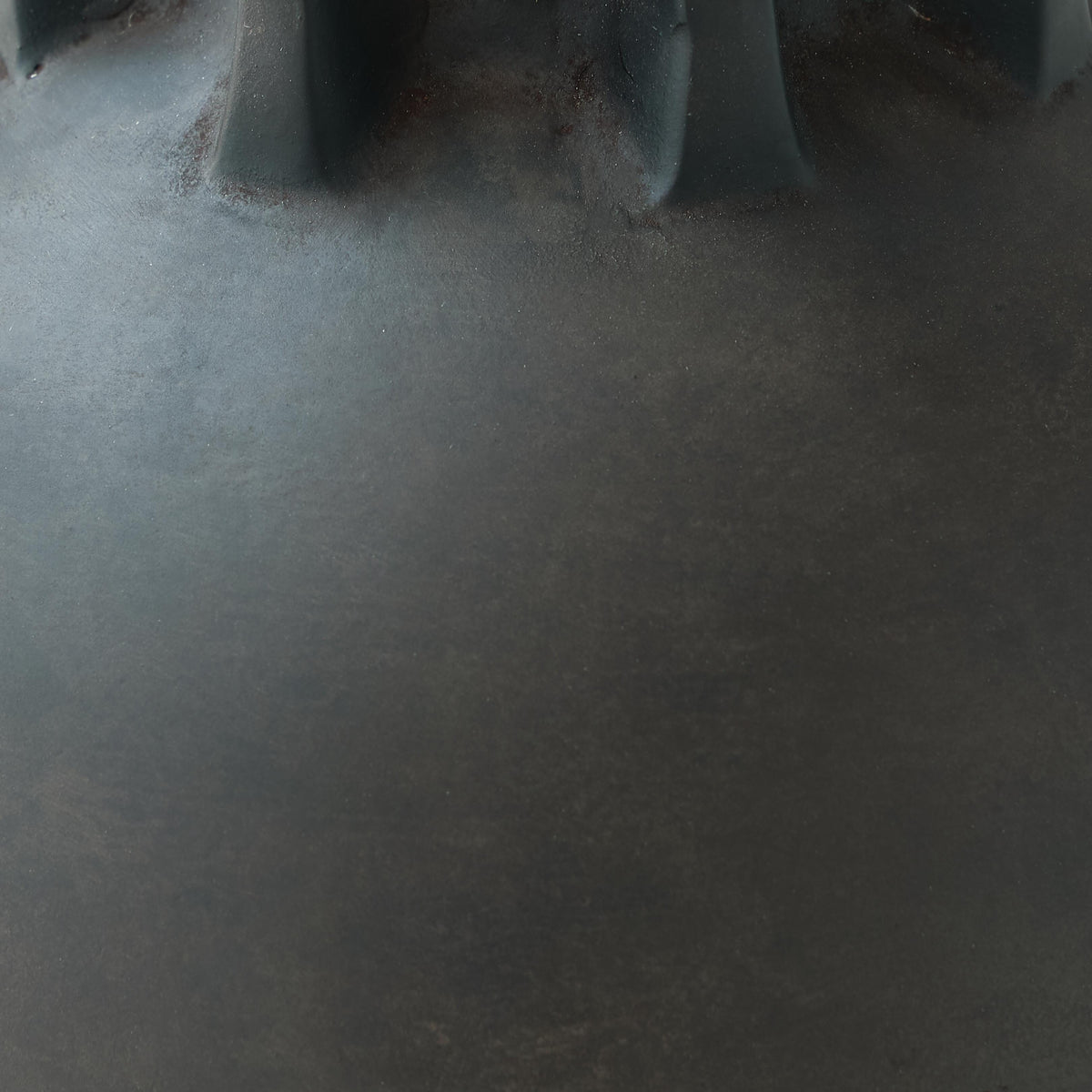 Kaslett Antique Black Vase by Ashley at Eve Furniture
