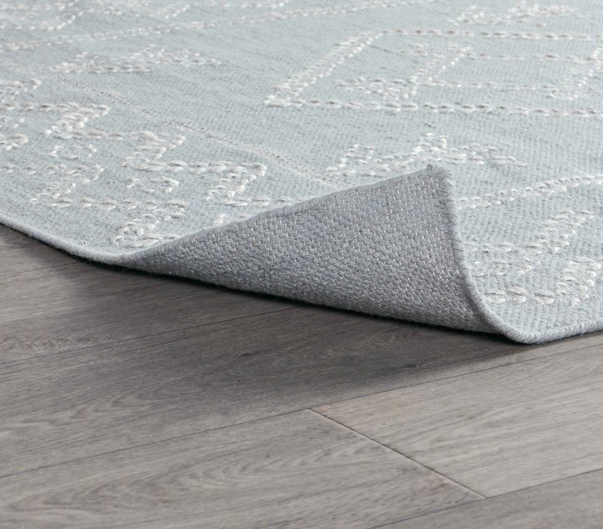 Lagos Gray/Ivory Rug by Classic Home at Eve Furniture