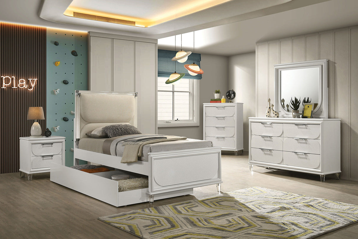 Lareina Pearl White Full Bed by Furniture of America at Eve Furniture