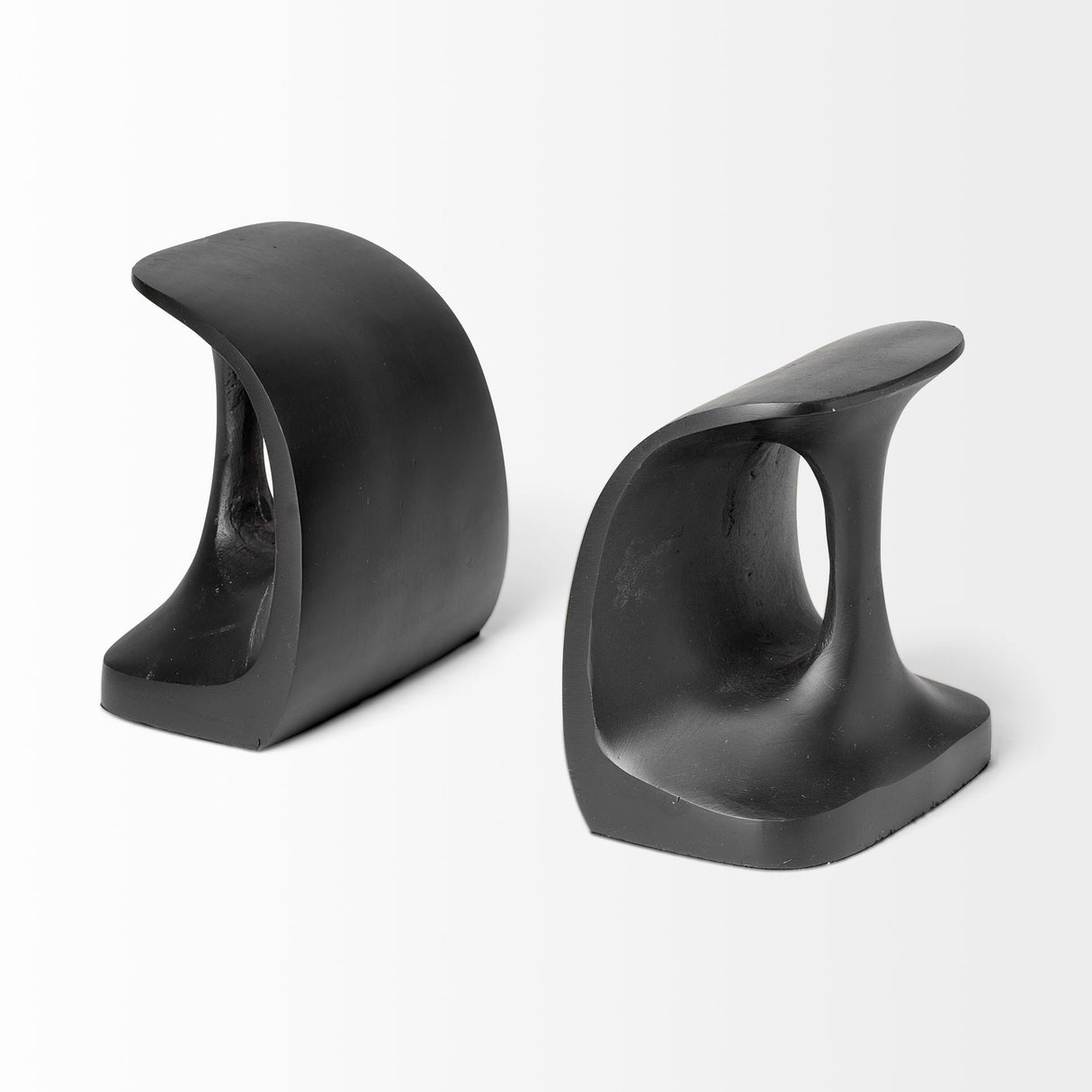 Last Cobbler's (Set of 2) Black Shoemaker Tool Bookends by Mercana at Eve Furniture