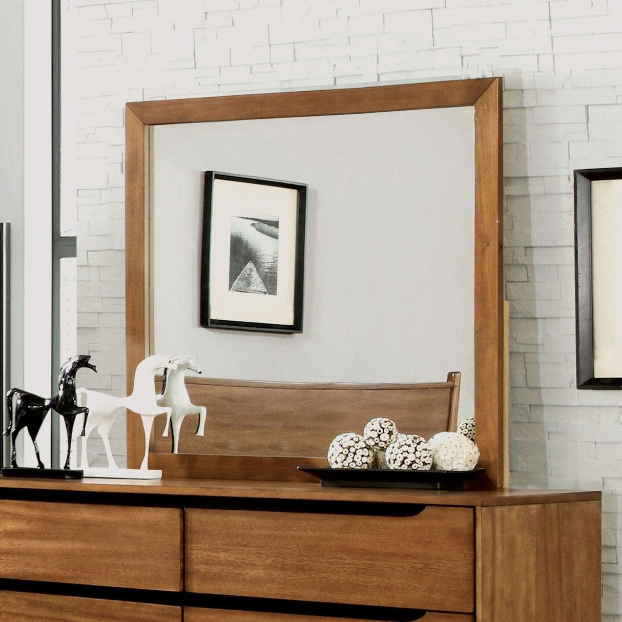 Lennart Oak Mirror by Furniture of America at Eve Furniture