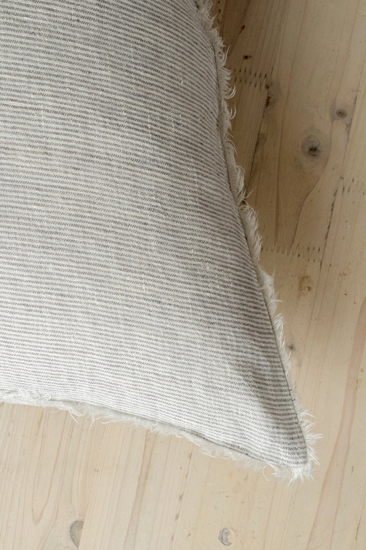 Lina Linen Pillow Grey Cover w/Filler, Set of 2 by Mercana at Eve Furniture