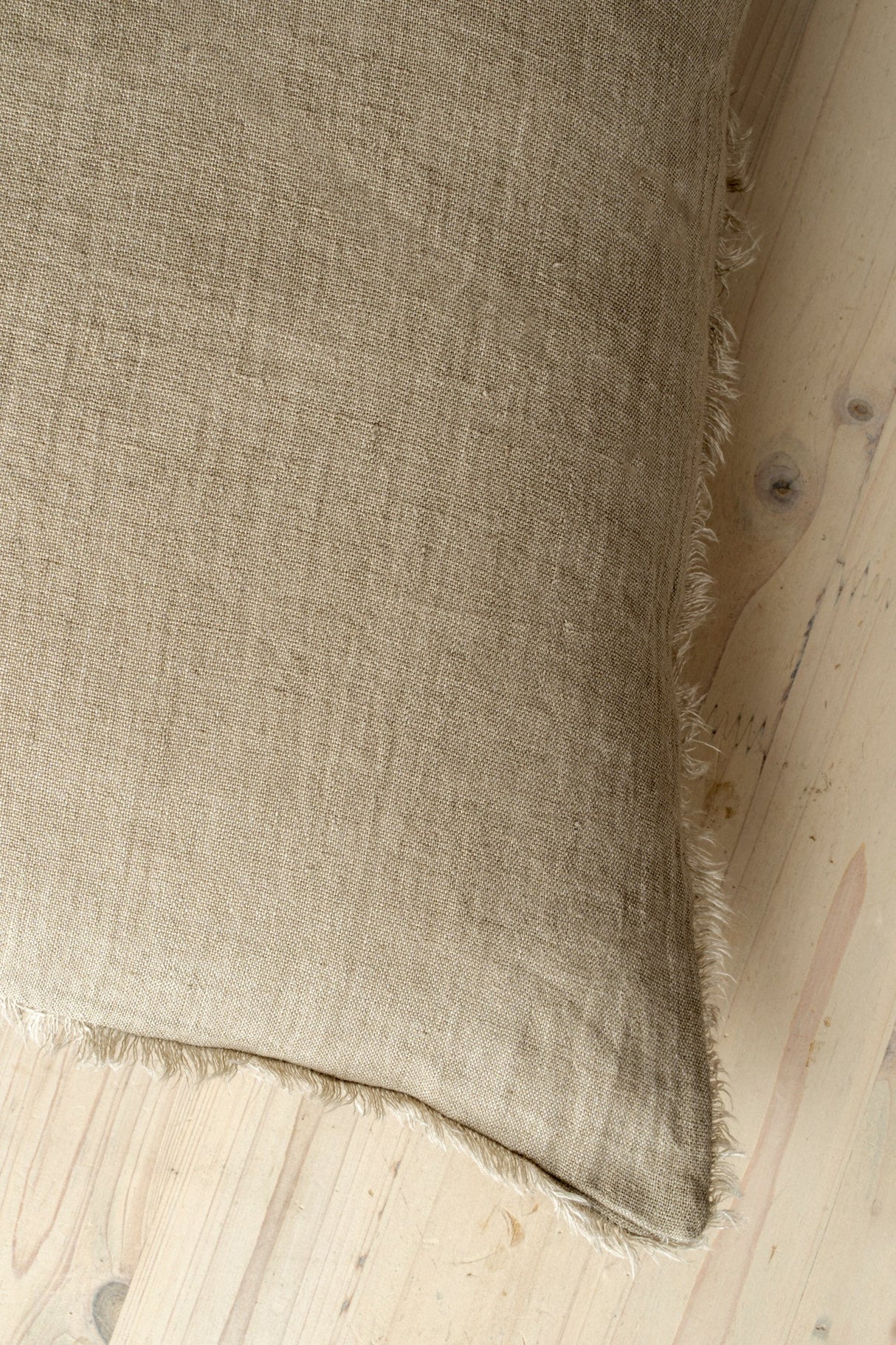 Lina Linen Pillow Sand Cover w/Filler, Set of 2 by Mercana at Eve Furniture
