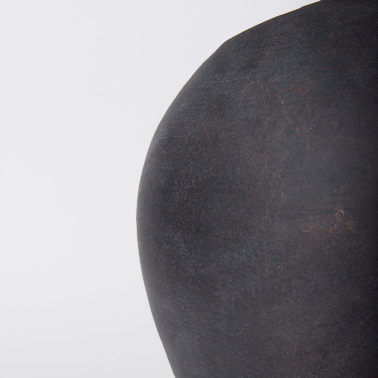 Marvin Black Ceramic Table Lamp by Mercana at Eve Furniture