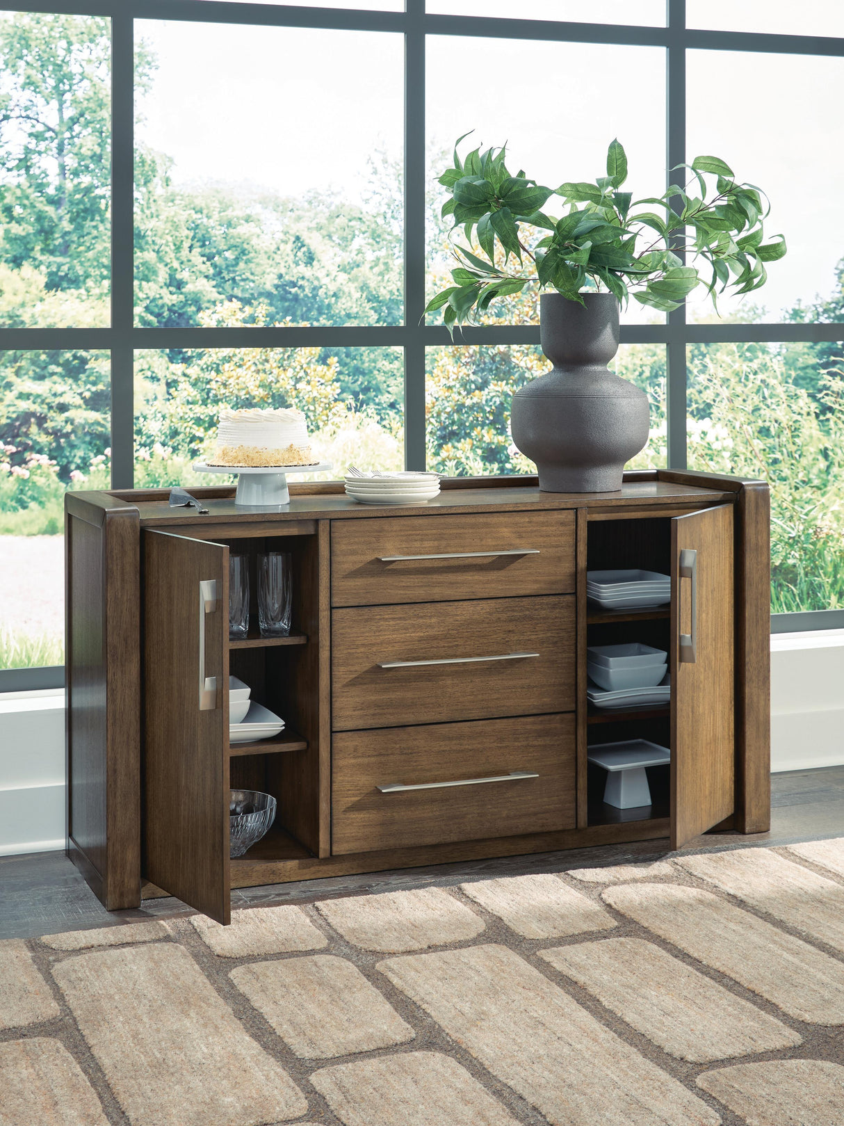 Marxmore Brown Dining Server
