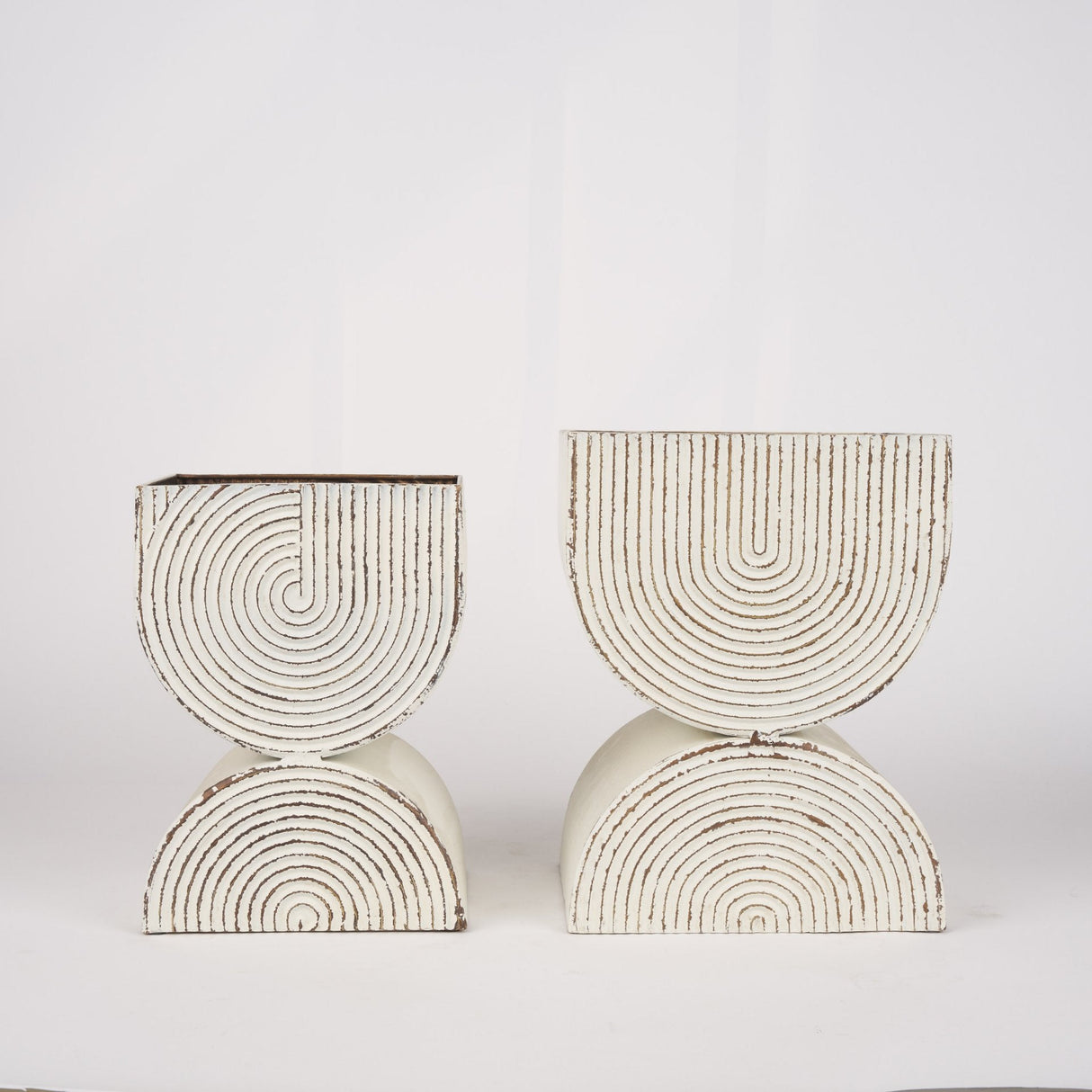 Medina Off White w/ Gold Antiquing Tall Metal Planters (Set of 2) by Mercana at Eve Furniture