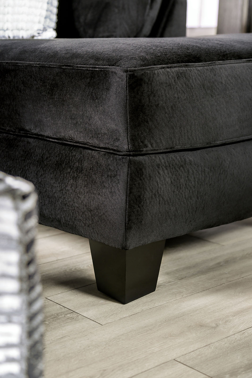 Modbury Black Sectional by Furniture of America at Eve Furniture