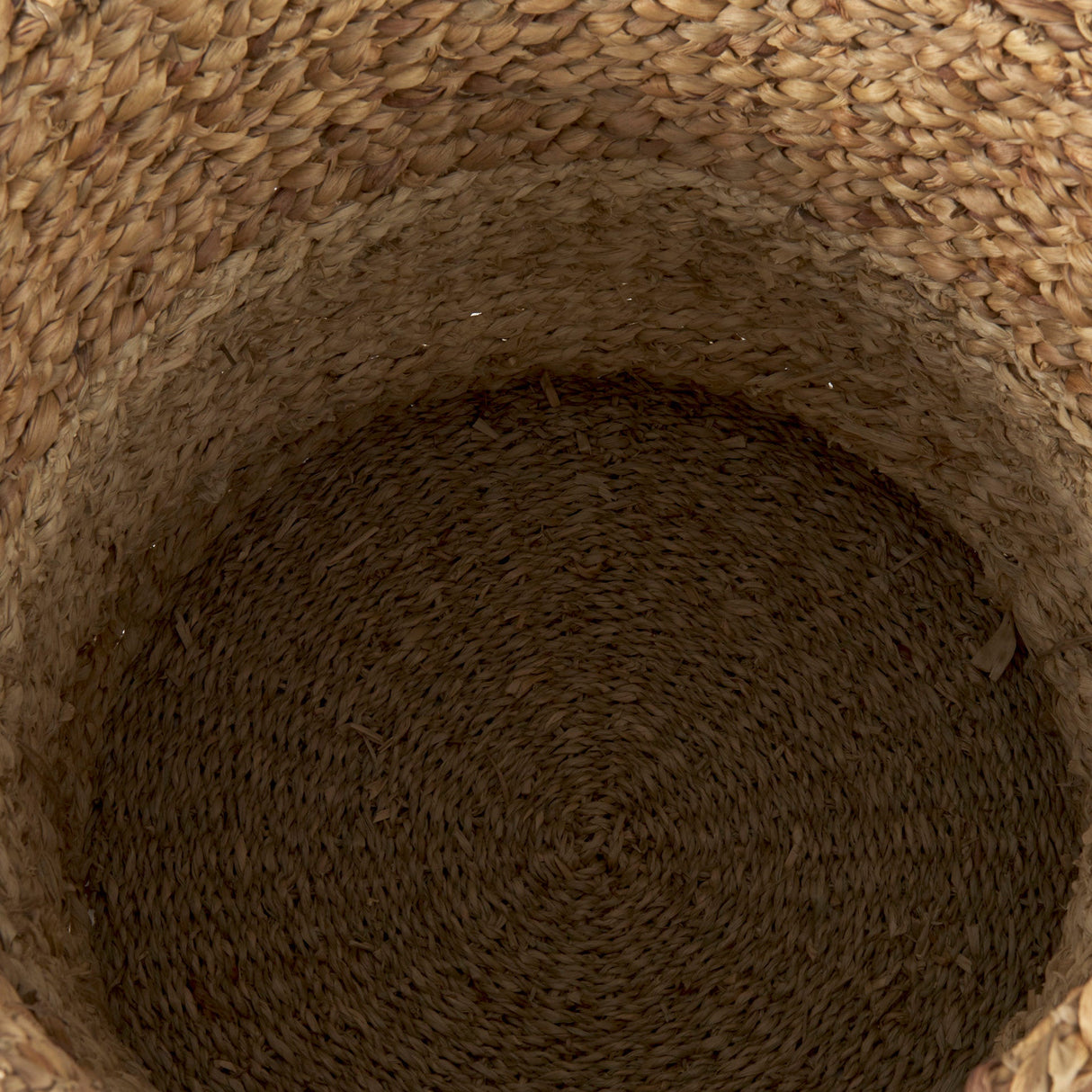 Morocco (Set of 3) Brown Two Tone Water Hyacinth and Cornhusk Round Basket W/ Handles by Mercana at Eve Furniture
