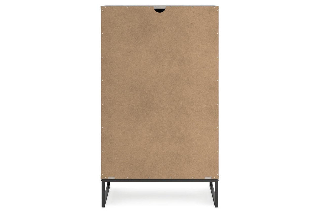 Neilsville Whitewash Chest of Drawers by Ashley at Eve Furniture