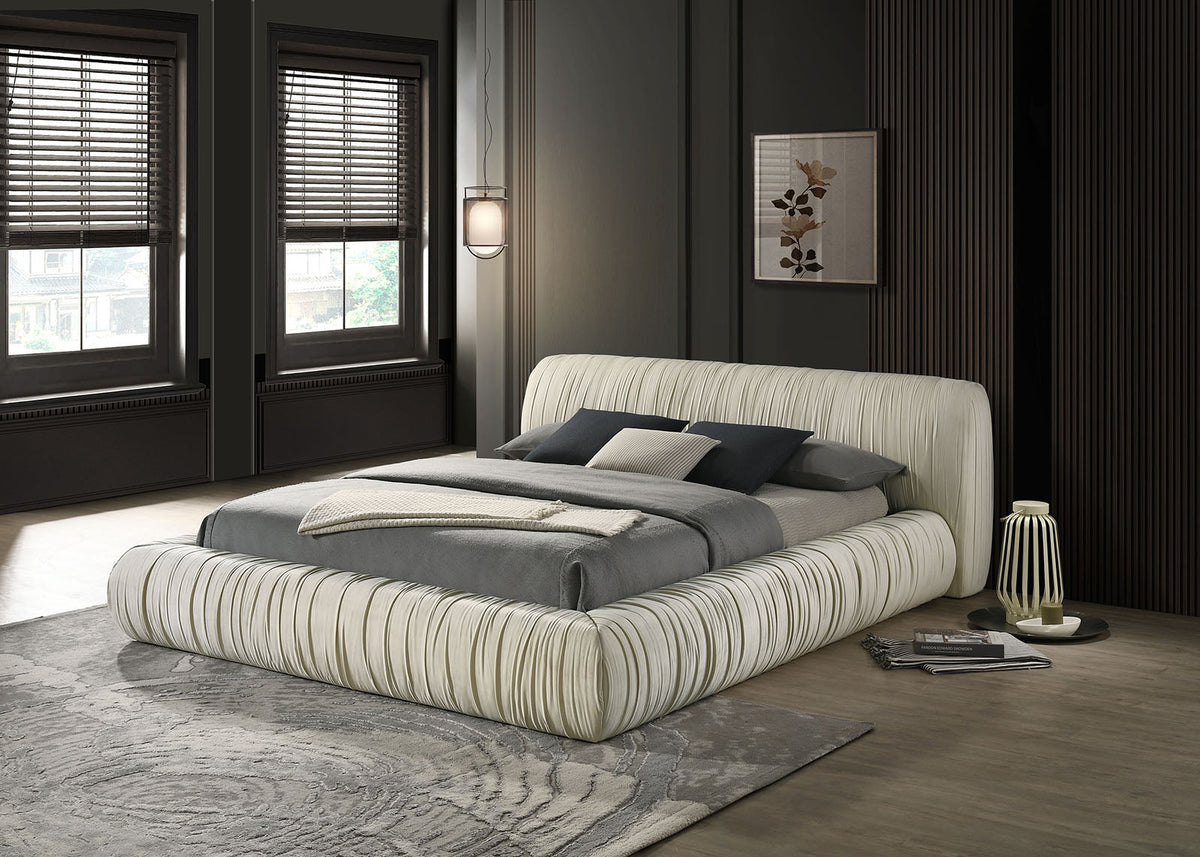Palmdale Ivory Queen Bed