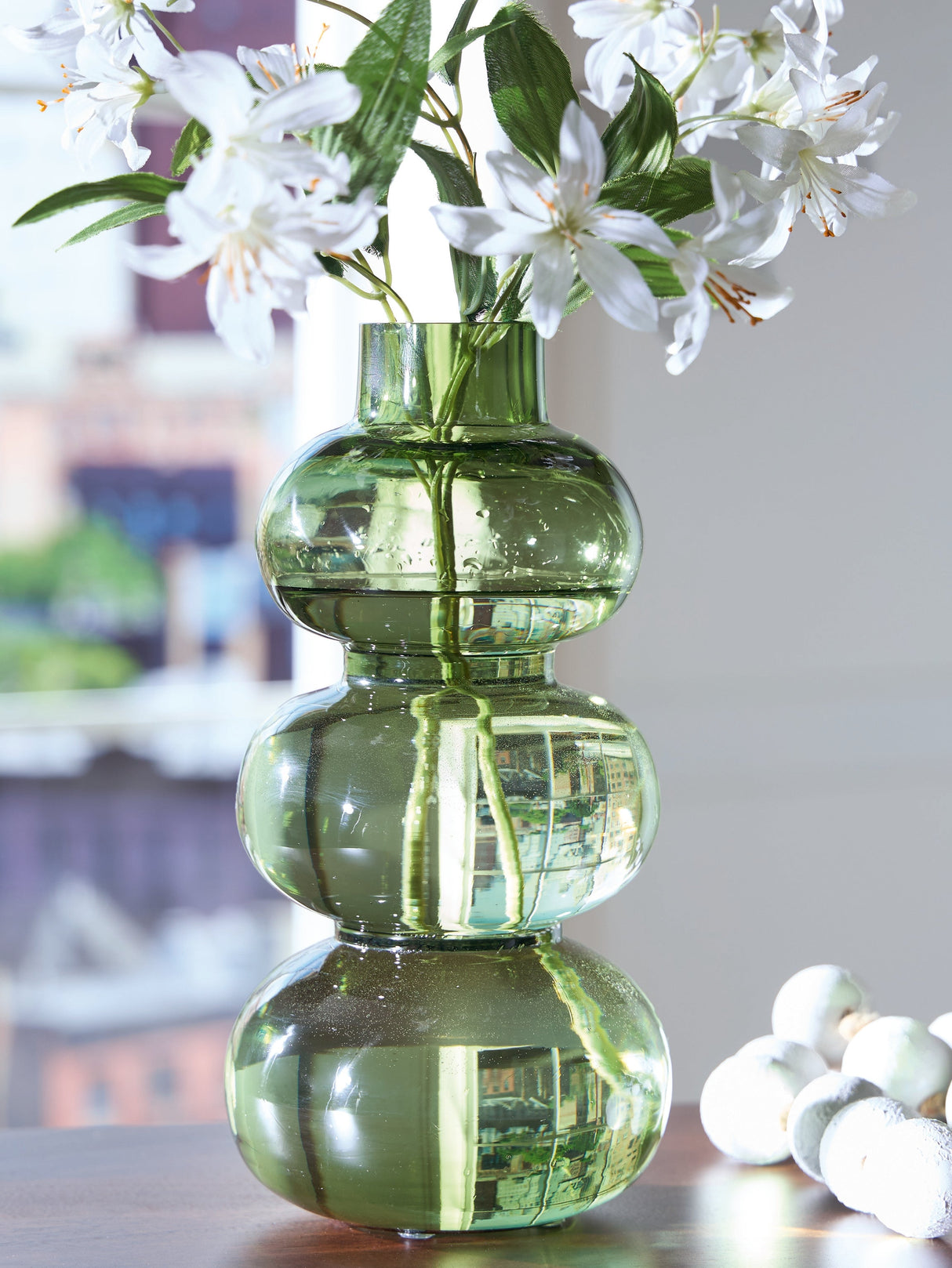 Renethorne Green Vase by Ashley at Eve Furniture
