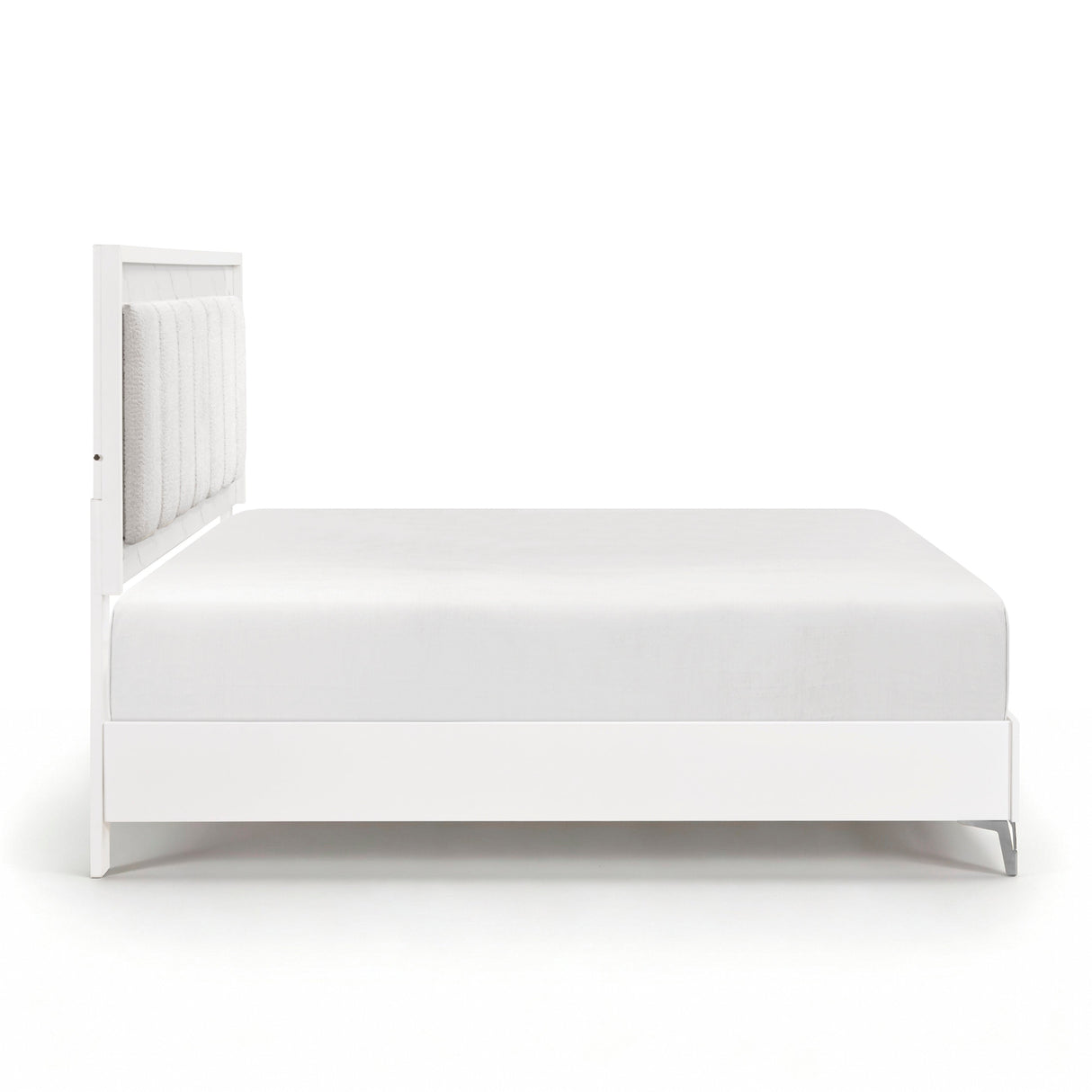 Ripple White Eastern King Led Panel Bed by Homelegance at Eve Furniture