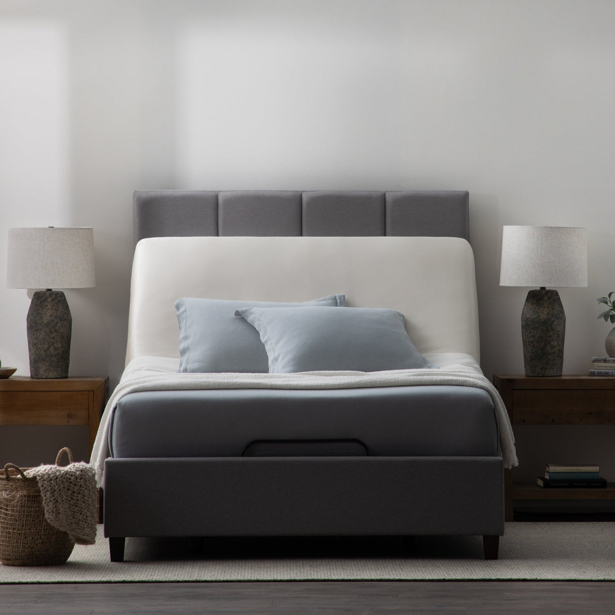 S655 Charcoal King Adjustable Base by Malouf at Eve Furniture