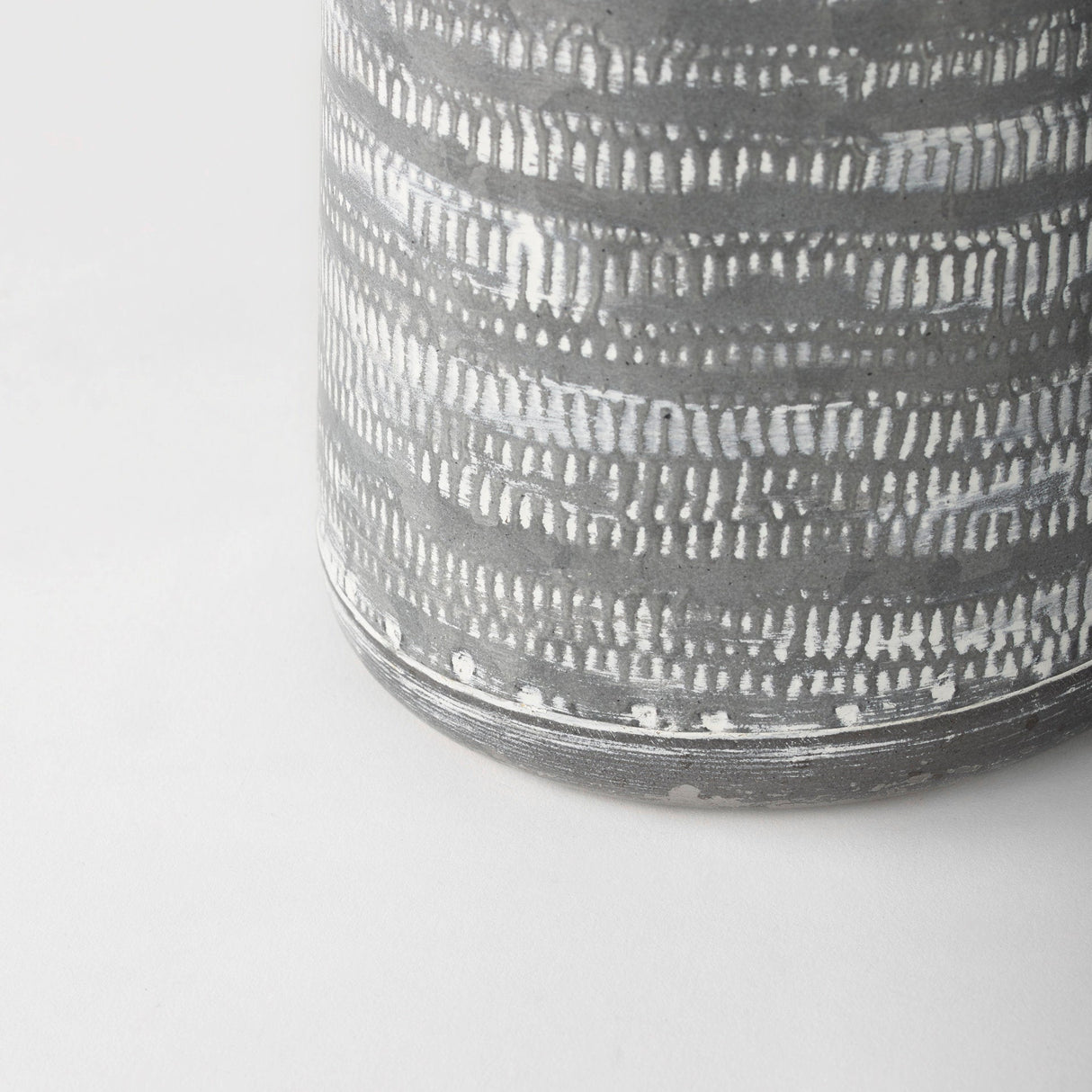 Serena I Small Gray/White Textured Metal Jug by Mercana at Eve Furniture
