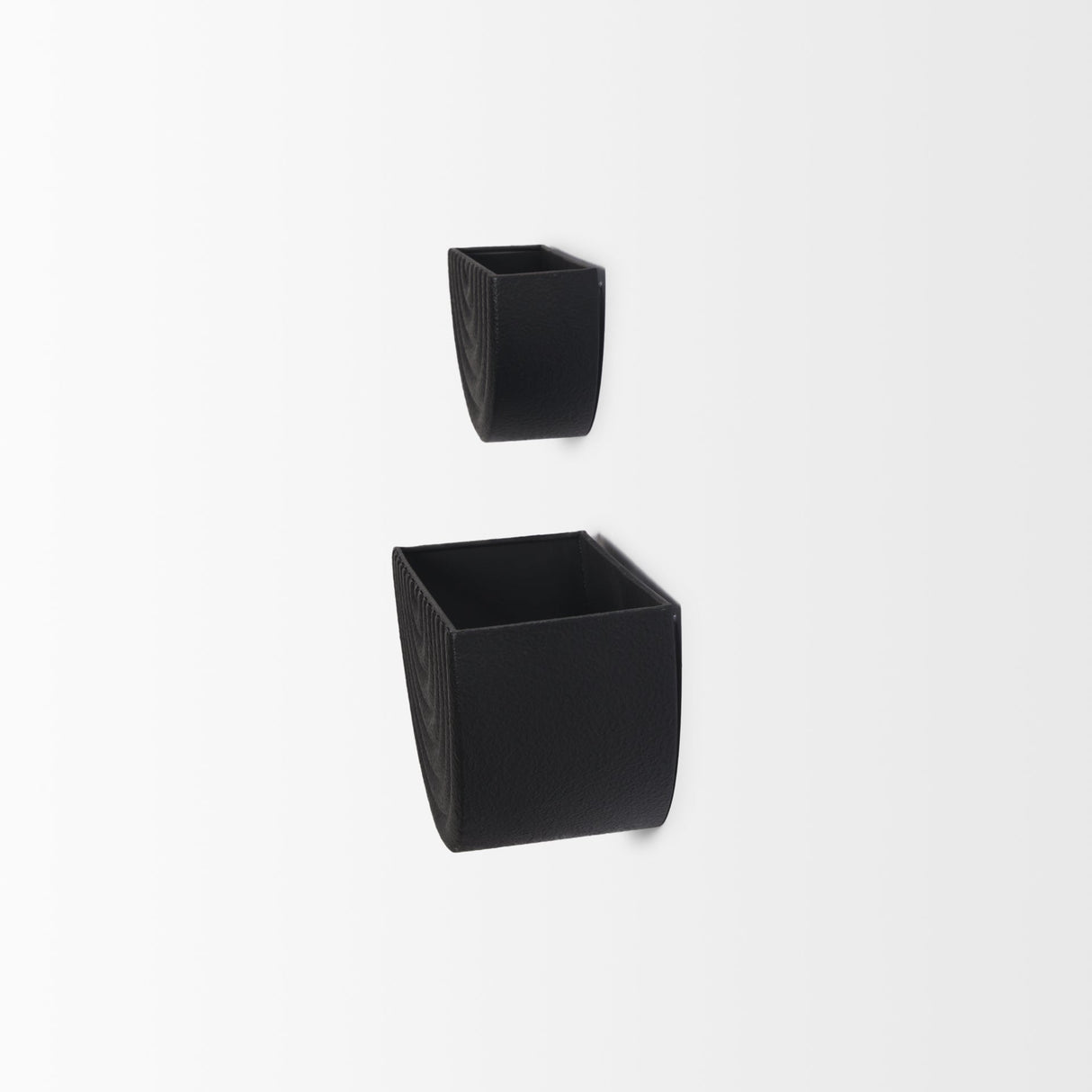 Shilo Matte Black Metal Hanging Wall Planter (Set of 2) by Mercana at Eve Furniture